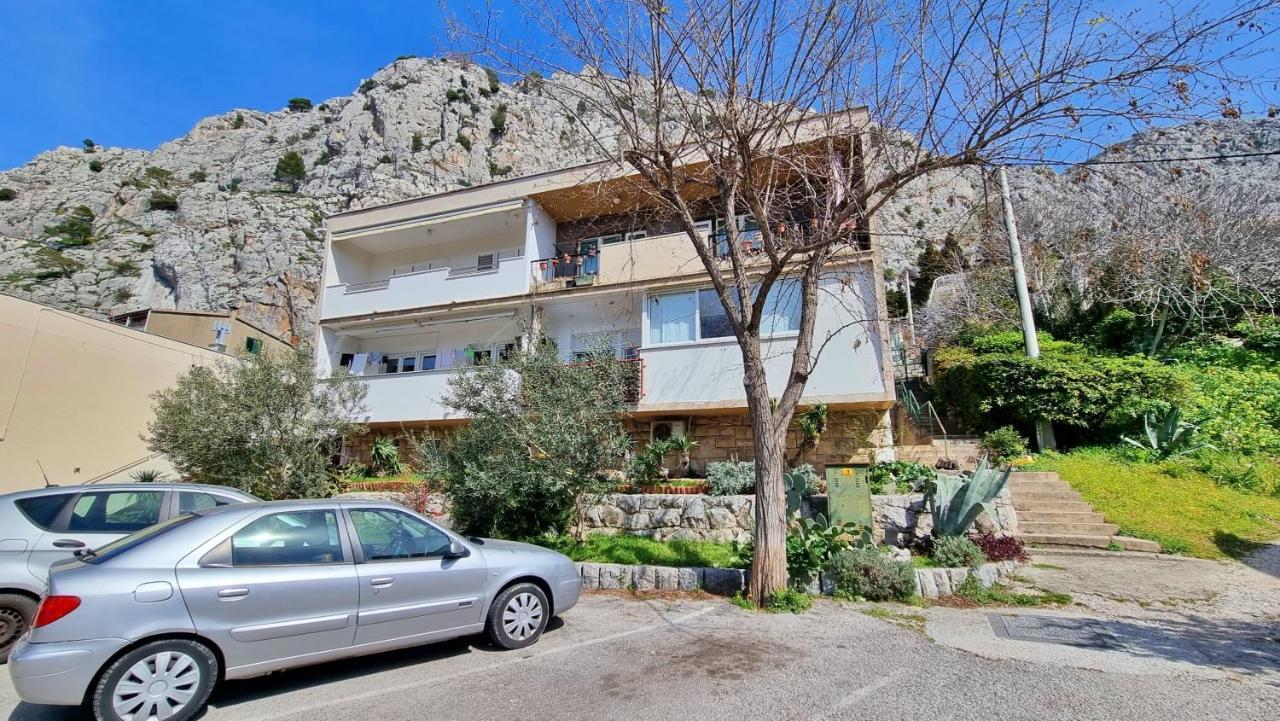 Apartment Tica Omiš Extérieur photo