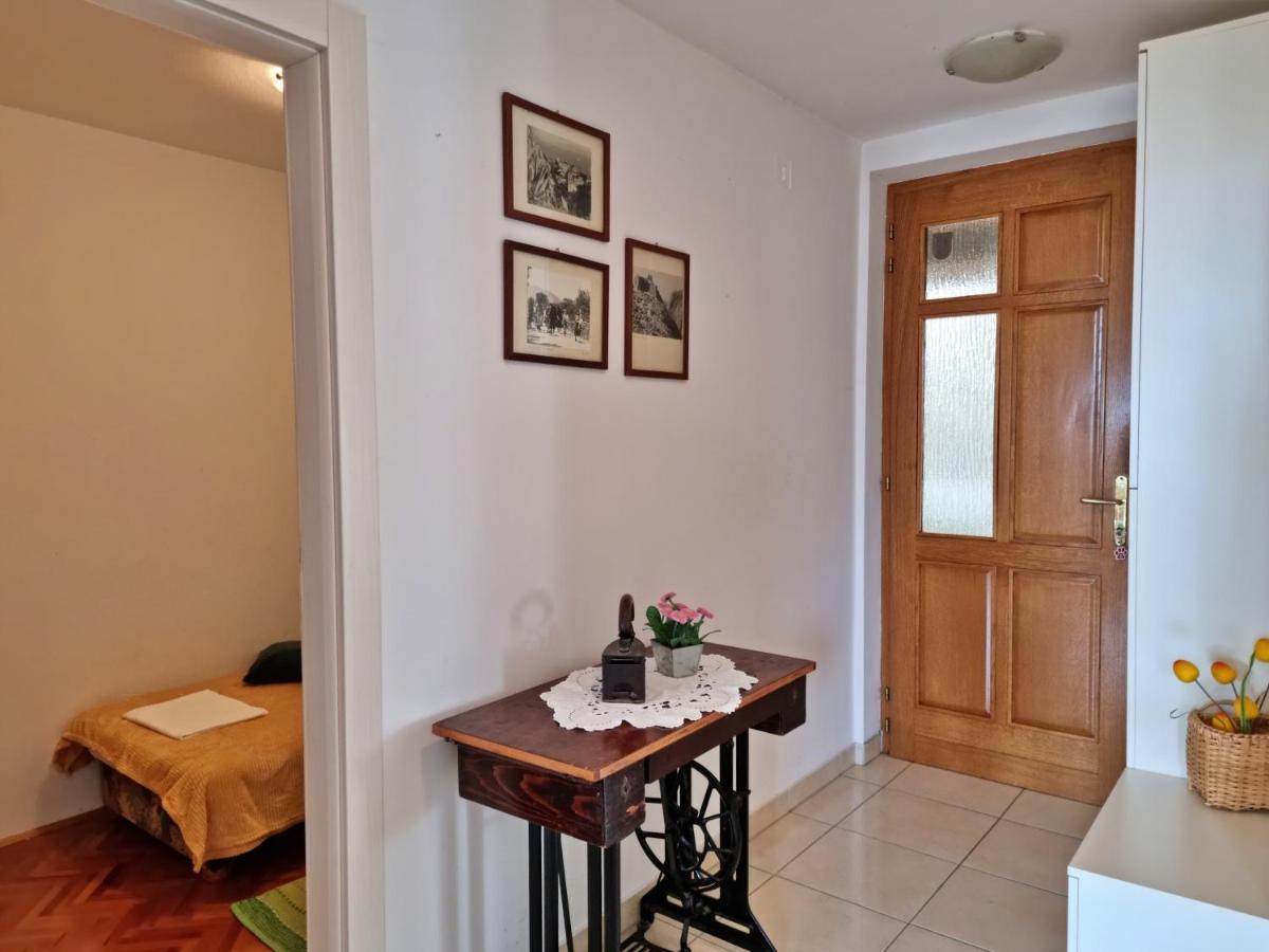 Apartment Tica Omiš Extérieur photo
