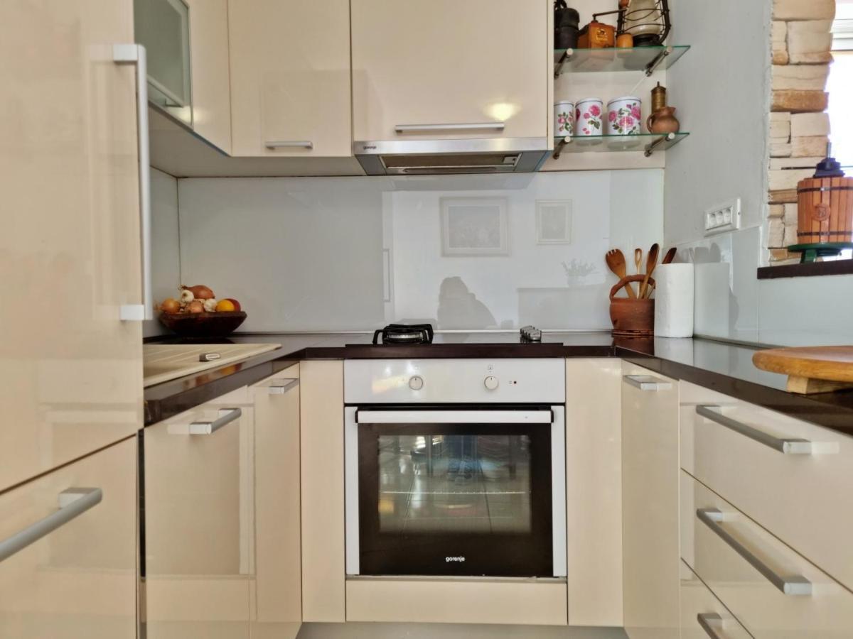 Apartment Tica Omiš Extérieur photo
